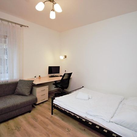 Roomspoznan Pl - Ogrodowa 9 - 24H Self Check-In Ngoại thất bức ảnh
