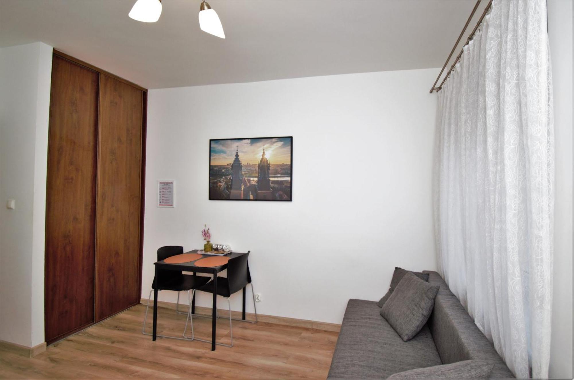 Roomspoznan Pl - Ogrodowa 9 - 24H Self Check-In Ngoại thất bức ảnh